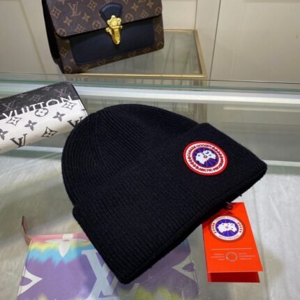 Canada Goose Unisex Beanie Black